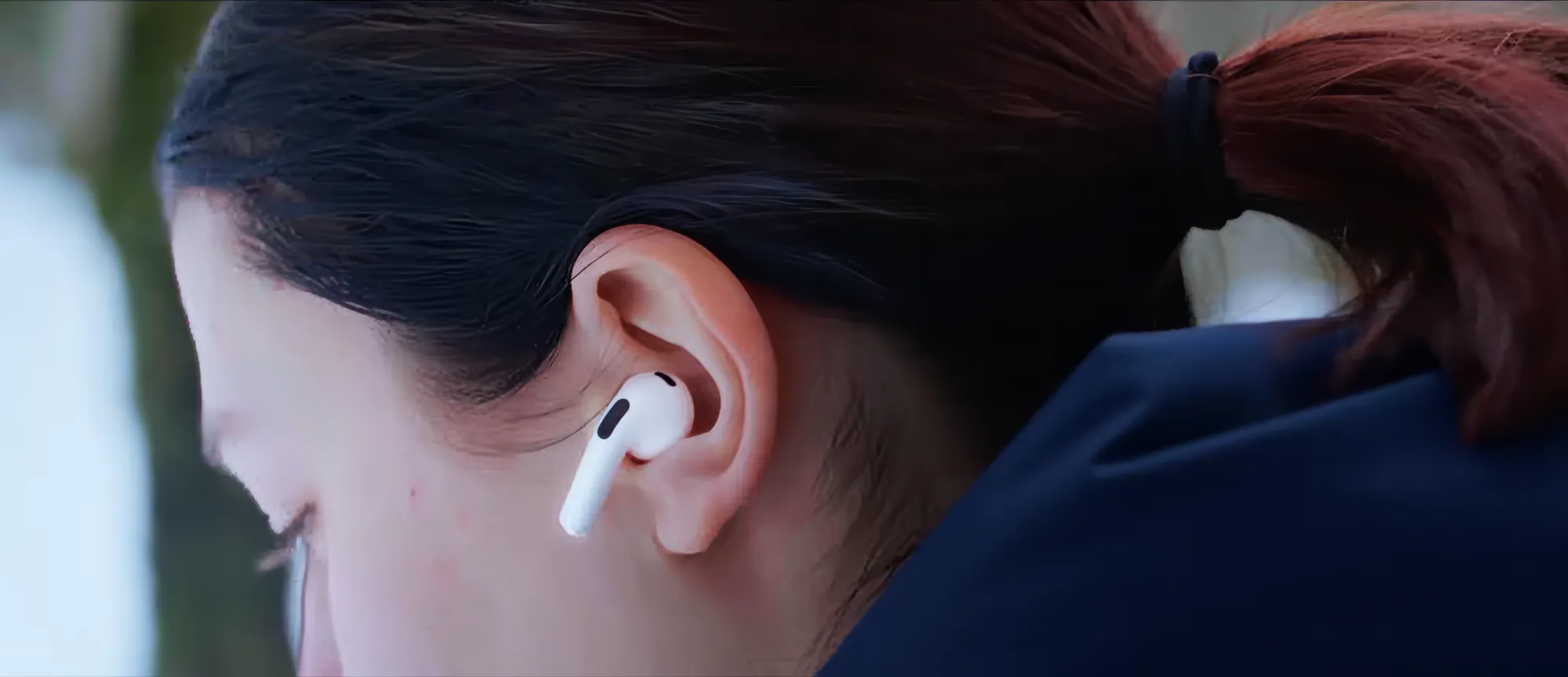 AirPods, image 6
